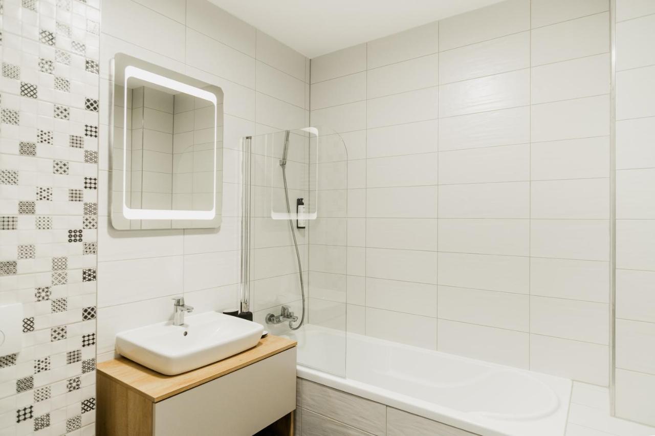 בראשוב Skylark - Singapore Penthouse With Jacuzzi & Panoramic View מראה חיצוני תמונה
